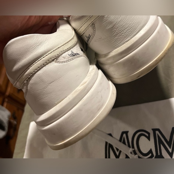 MCM Mens White Visetos Lowtop Athletic Sneakers Sz 41 Us Sz 8 - Picture 9 of 12